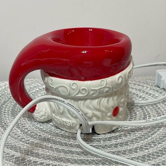 Scentsy Merry Mug Santa Wax Warmer NWT - Picture 4 of 6